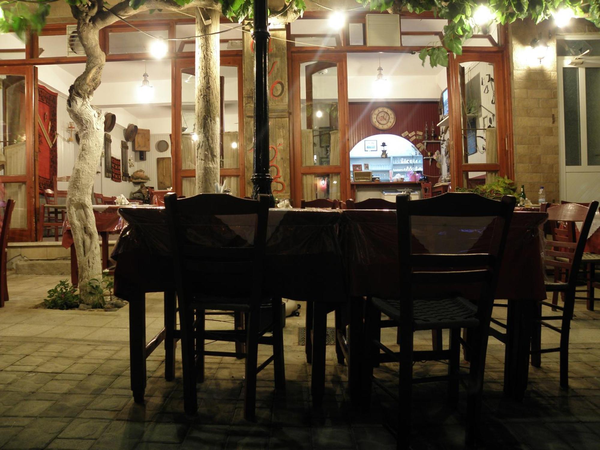 Megim Hotel Παλαιοχώρα Εξωτερικό φωτογραφία