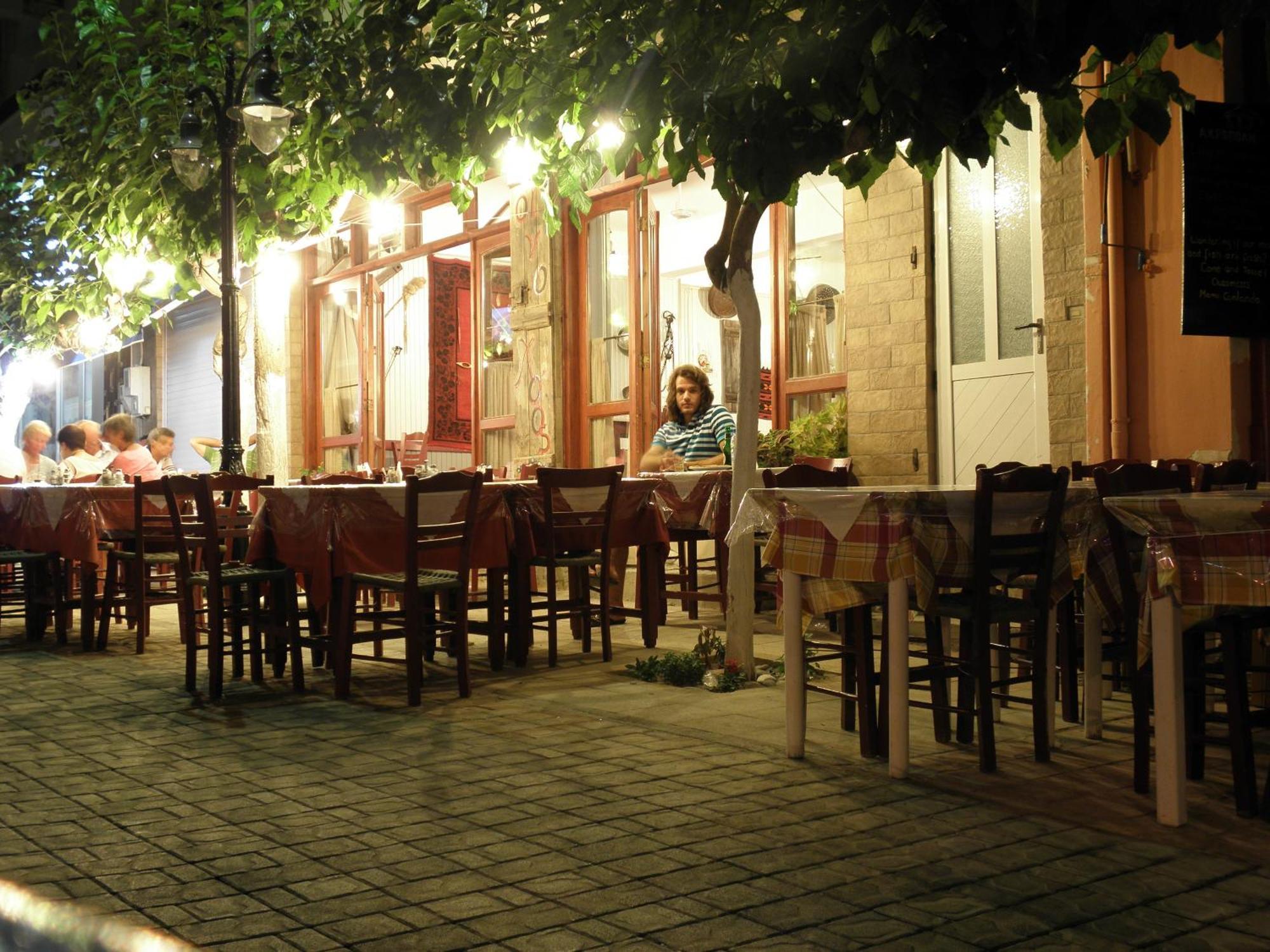 Megim Hotel Παλαιοχώρα Εξωτερικό φωτογραφία