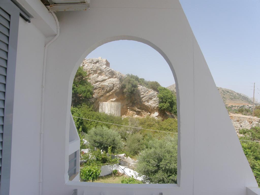 Megim Hotel Παλαιοχώρα Εξωτερικό φωτογραφία