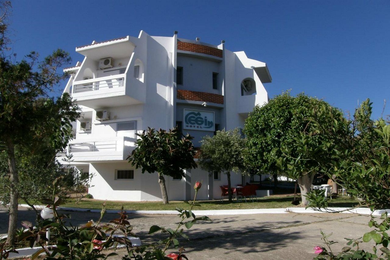 Megim Hotel Παλαιοχώρα Εξωτερικό φωτογραφία